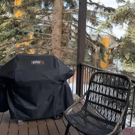 Canyons Resort, Community Hot Tub Retreat, Slopes Located Steps Away!
